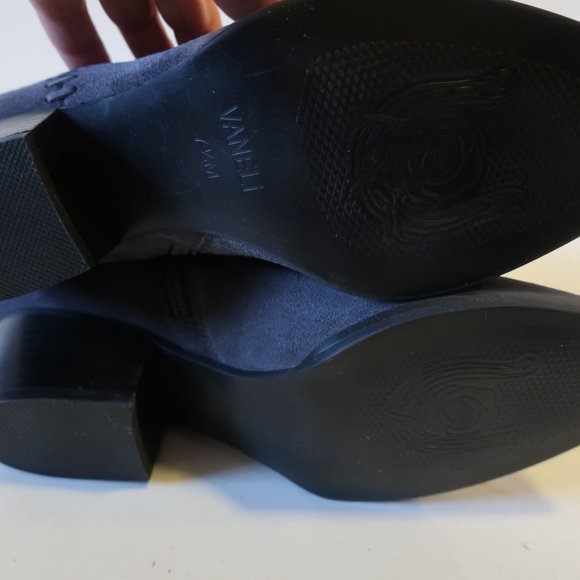 NWOB VANELI BEATY GREY SUEDE ZIP-UP BOOTIE 7.5 * - Picture 10 of 10